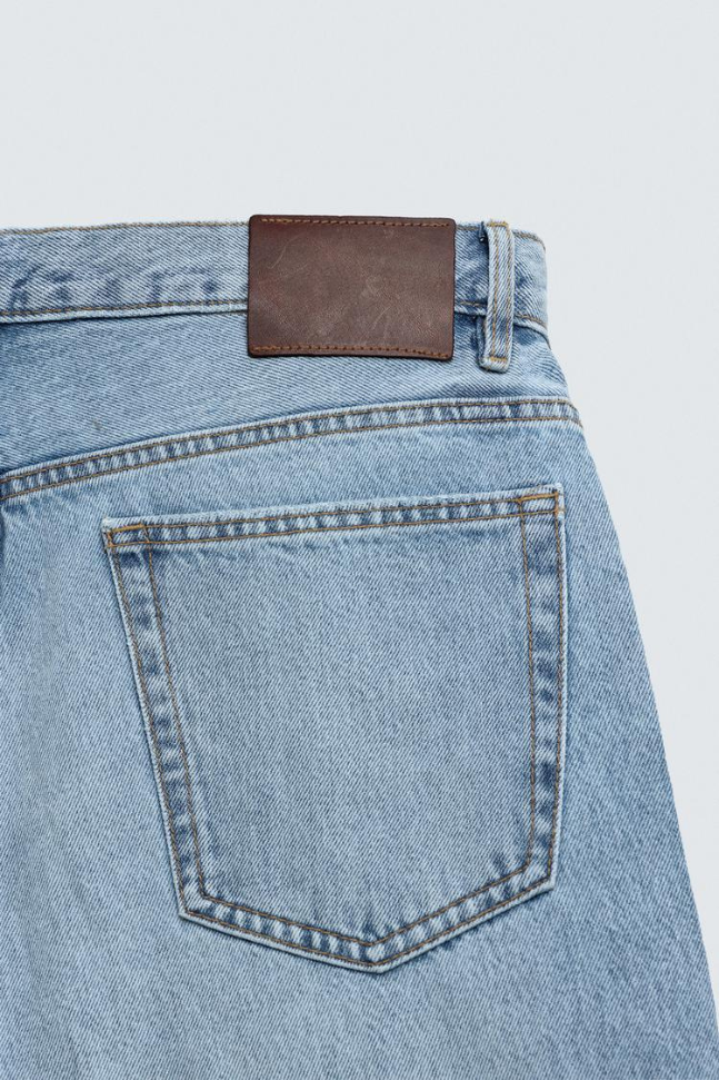 Straight stretchable Denim (EXPRESS)
